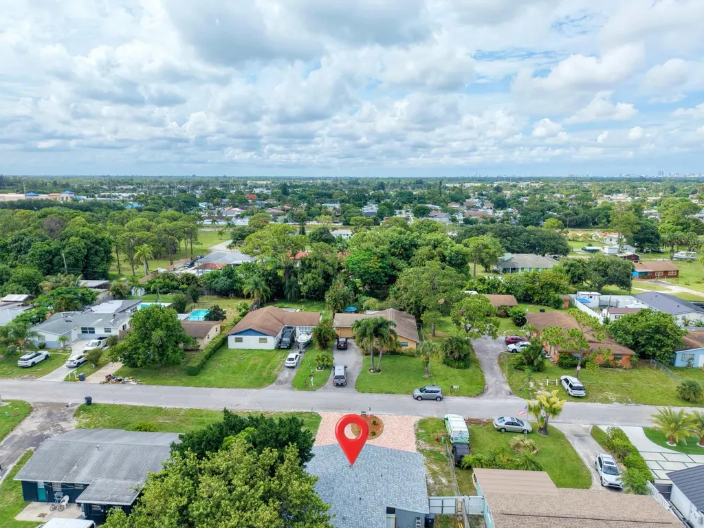 4340 Broadway Street Lake Worth FL 33461