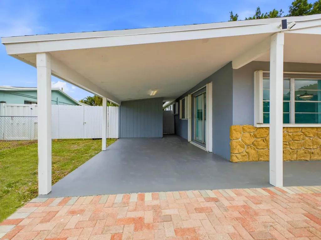 4340 Broadway Street Lake Worth FL 33461