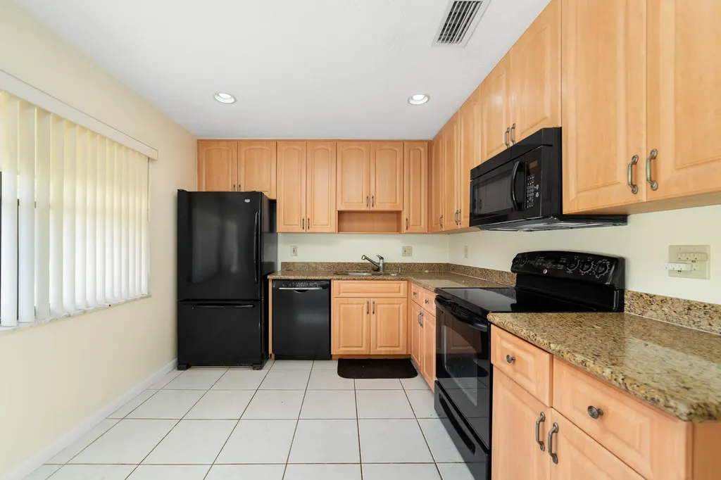 1720 Palmland Drive Boynton Beach FL 33436