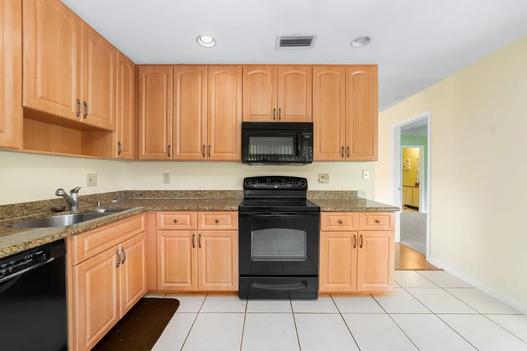 1720 Palmland Drive Boynton Beach FL 33436