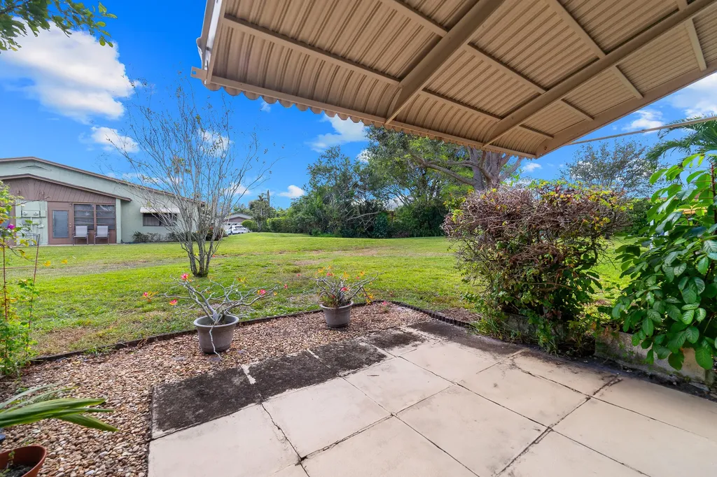 1720 Palmland Drive Boynton Beach FL 33436