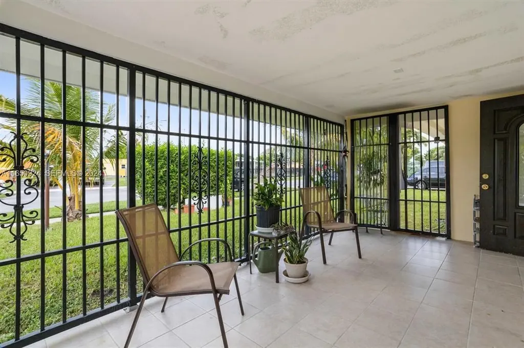 18930 NW 14th Avenue Miami FL 33169