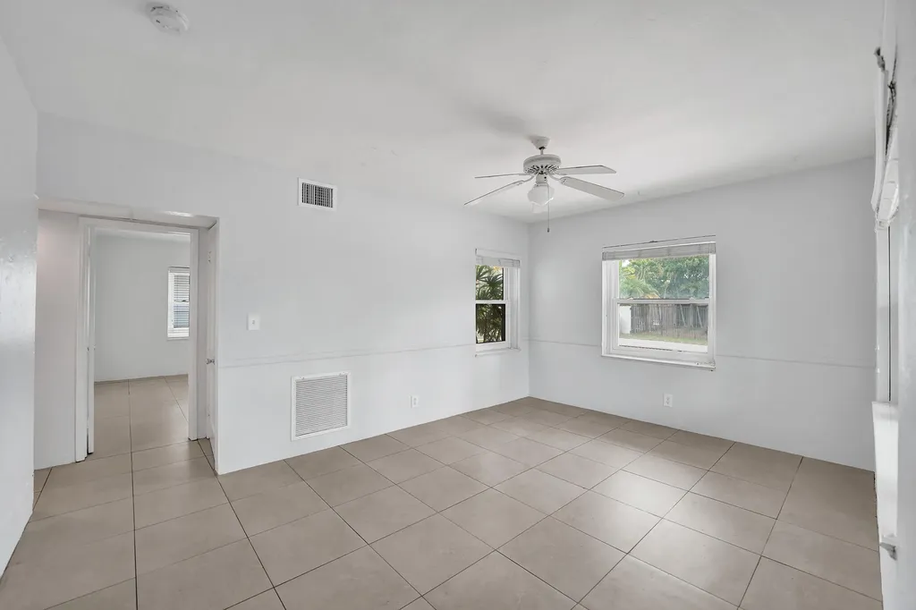 816 SE 12th Street Fort Lauderdale FL 33316