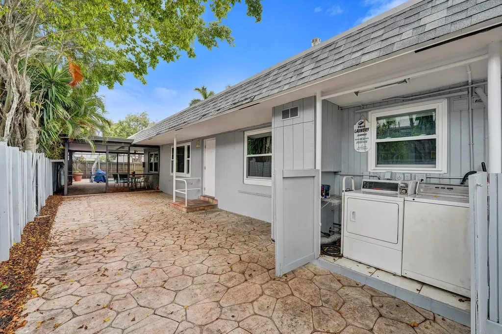 816 SE 12th Street Fort Lauderdale FL 33316