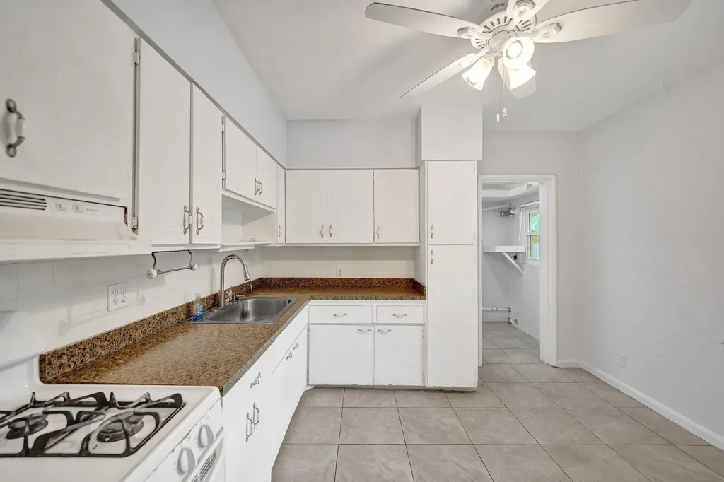 816 SE 12th Street Fort Lauderdale FL 33316