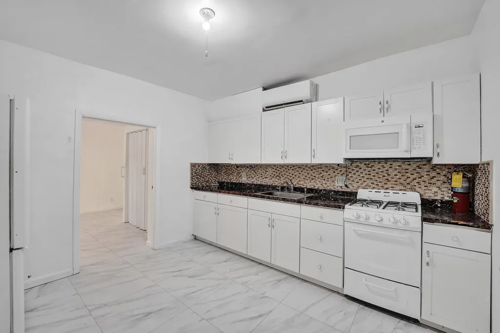 816 SE 12th Street Fort Lauderdale FL 33316
