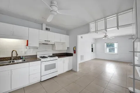 816 SE 12th Street Fort Lauderdale FL 33316