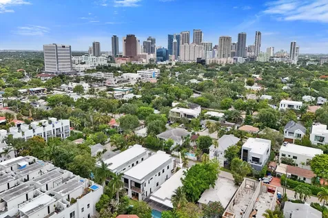 816 SE 12th Street Fort Lauderdale FL 33316