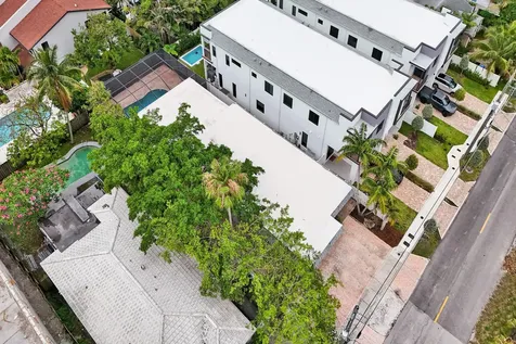816 SE 12th Street Fort Lauderdale FL 33316