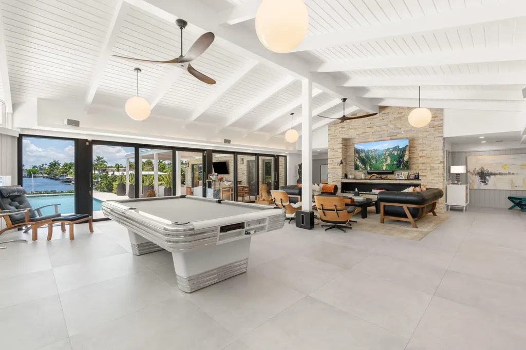 1425 Middle River Drive Fort Lauderdale FL 33304