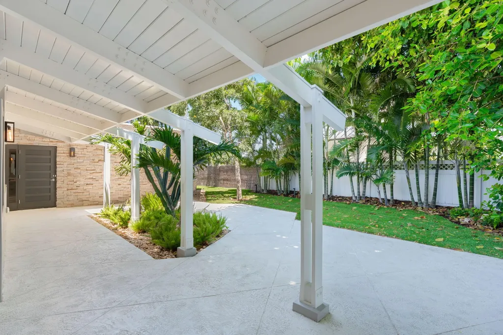 1425 Middle River Drive Fort Lauderdale FL 33304