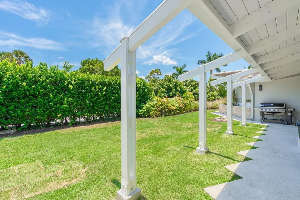1425 Middle River Drive Fort Lauderdale FL 33304