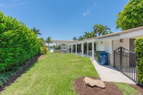 1425 Middle River Drive Fort Lauderdale FL 33304