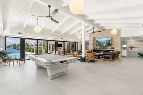 1425 Middle River Drive Fort Lauderdale FL 33304