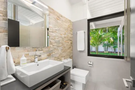 1425 Middle River Drive Fort Lauderdale FL 33304