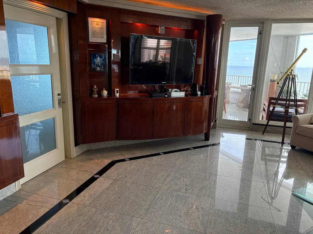 1340 S Ocean Boulevard Pompano Beach FL 33062