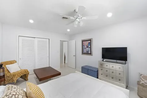 23 NE 19th Avenue Pompano Beach FL 33060