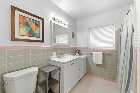 23 NE 19th Avenue Pompano Beach FL 33060