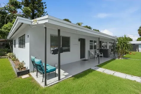 23 NE 19th Avenue Pompano Beach FL 33060