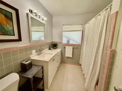 23 NE 19th Avenue Pompano Beach FL 33060