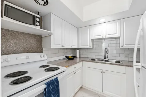 23 NE 19th Avenue Pompano Beach FL 33060
