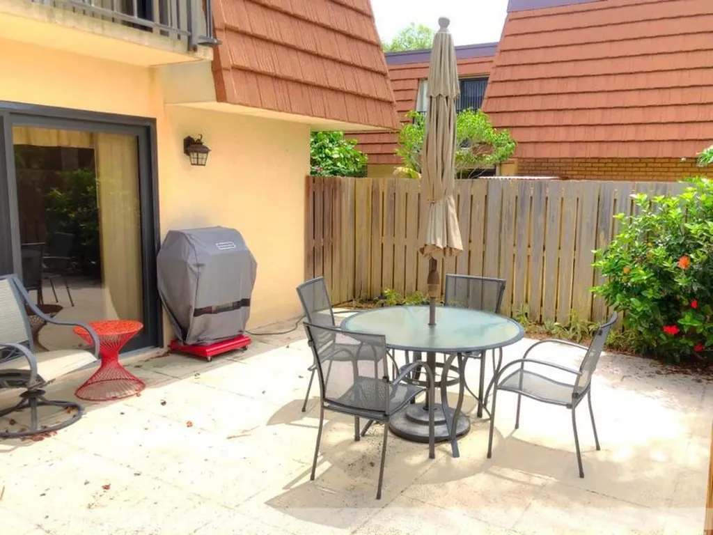 2531 25th Court Jupiter FL 33477