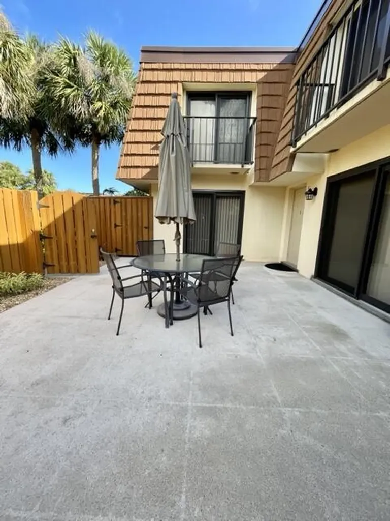 2531 25th Court Jupiter FL 33477