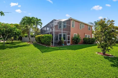 9100 Dupont Place Wellington FL 33414