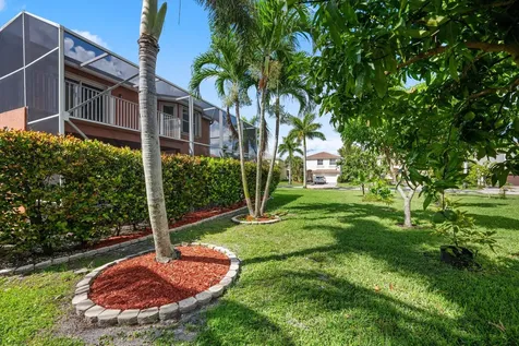 9100 Dupont Place Wellington FL 33414