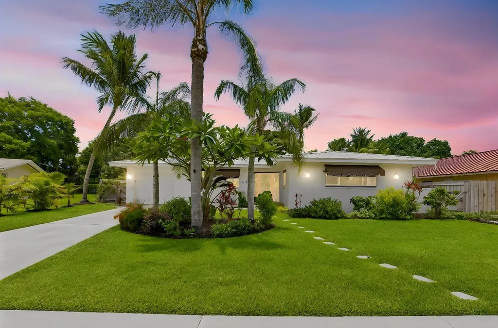 450 SW 12th Terrace Boca Raton FL 33486