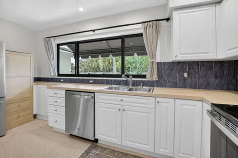 450 SW 12th Terrace Boca Raton FL 33486