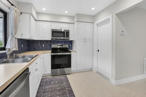 450 SW 12th Terrace Boca Raton FL 33486