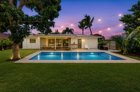 450 SW 12th Terrace Boca Raton FL 33486