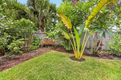 450 SW 12th Terrace Boca Raton FL 33486