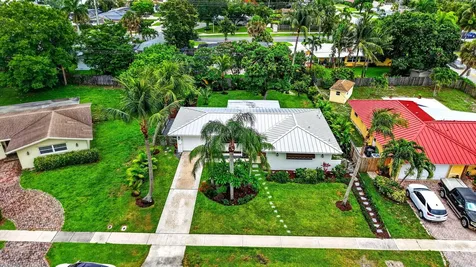 450 SW 12th Terrace Boca Raton FL 33486
