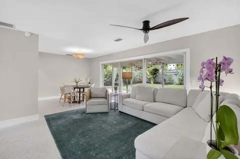 450 SW 12th Terrace Boca Raton FL 33486