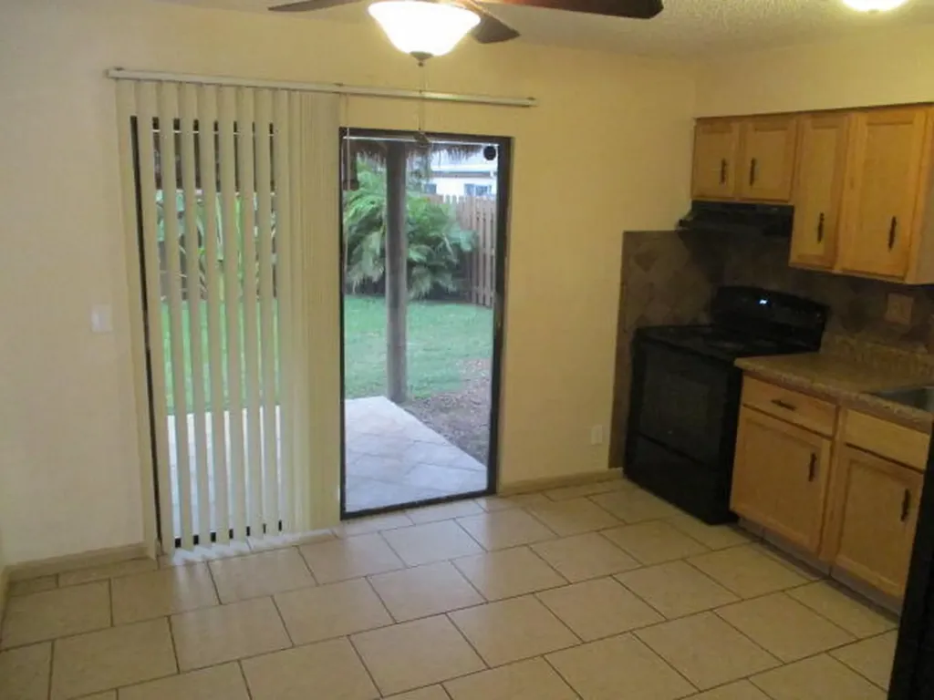 9079 E Highland Pines Drive Palm Beach Gardens FL 33418