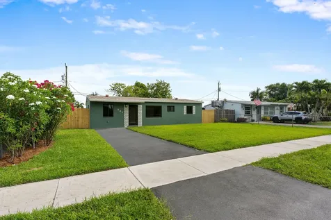 321 NE 59th Street Oakland Park FL 33334