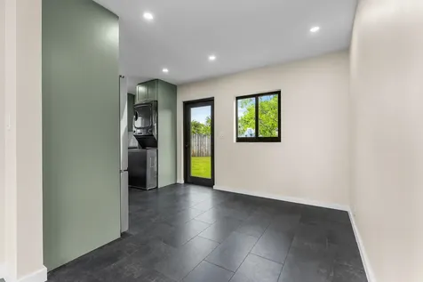 321 NE 59th Street Oakland Park FL 33334