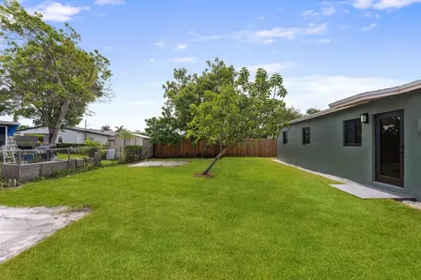321 NE 59th Street Oakland Park FL 33334