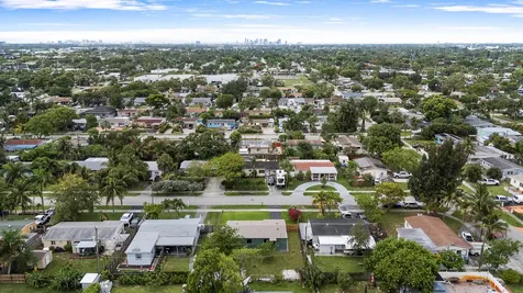 321 NE 59th Street Oakland Park FL 33334