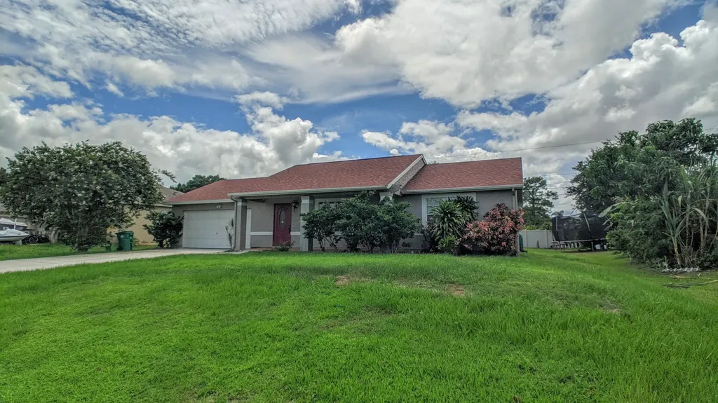 1858 SW Davis Street Port St Lucie FL 34953