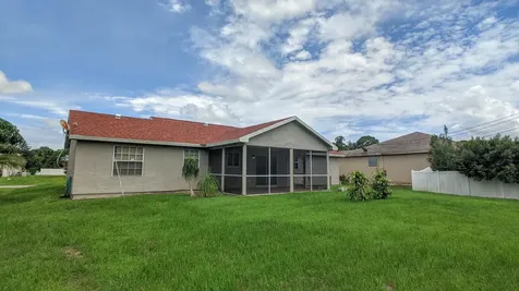 1858 SW Davis Street Port St Lucie FL 34953