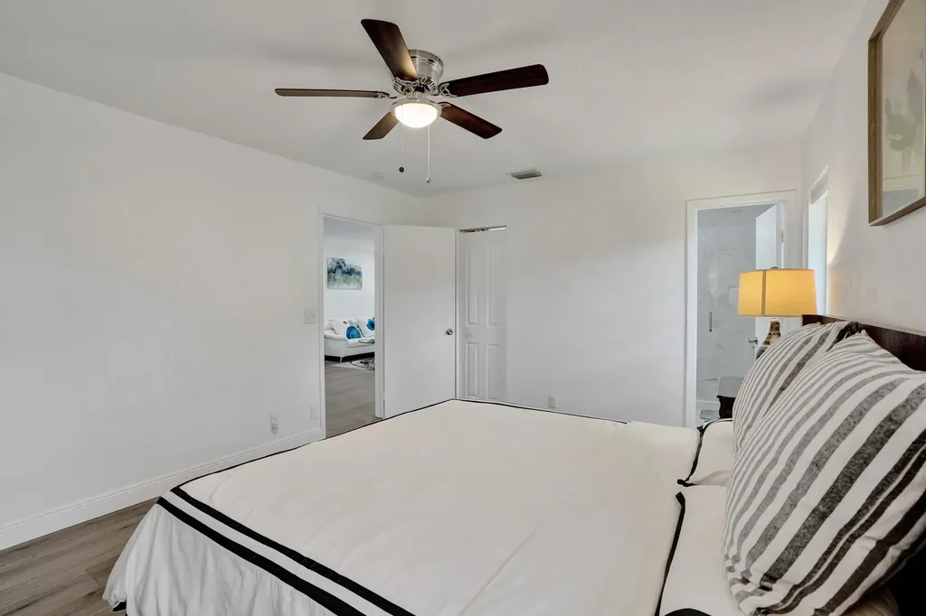 2042 SW 17th Circle Deerfield Beach FL 33442