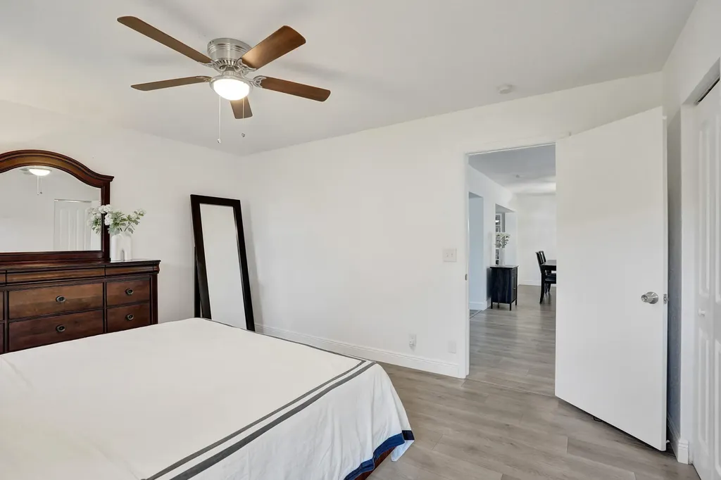 2042 SW 17th Circle Deerfield Beach FL 33442