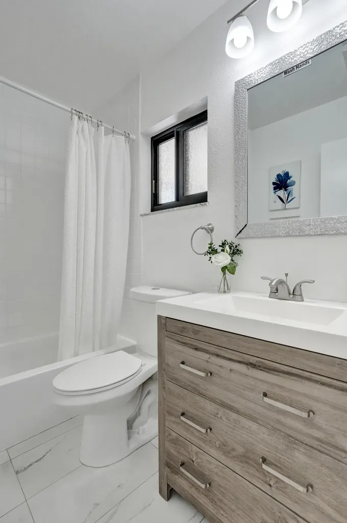2042 SW 17th Circle Deerfield Beach FL 33442