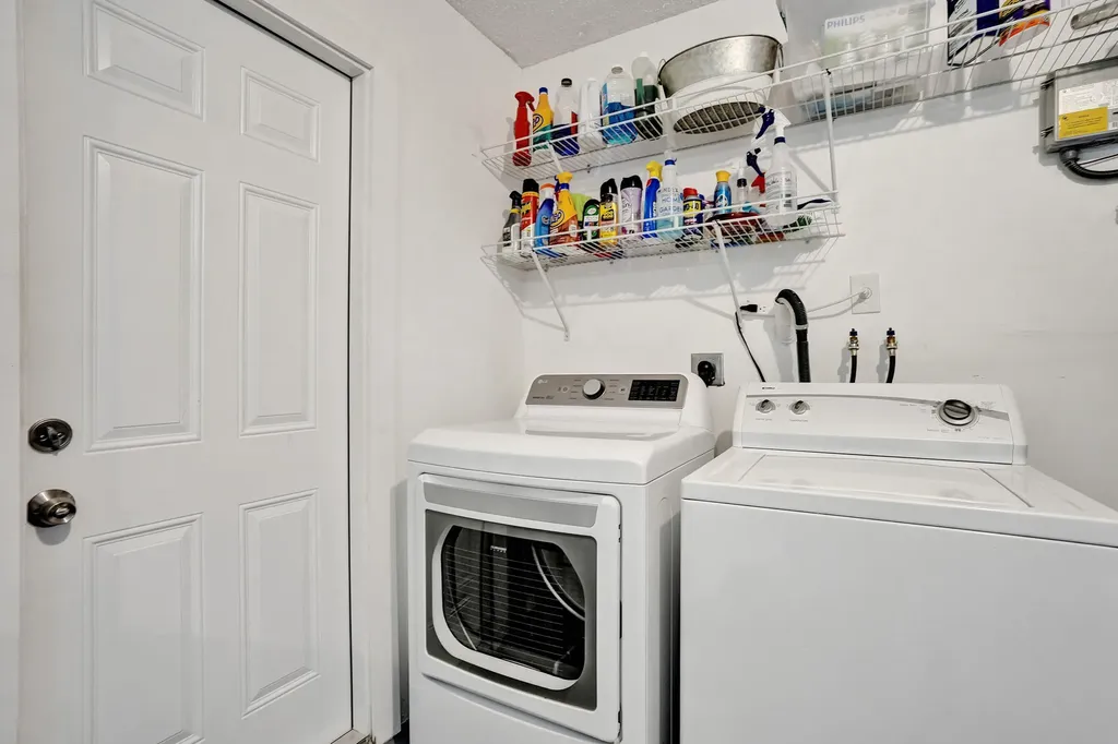 2042 SW 17th Circle Deerfield Beach FL 33442