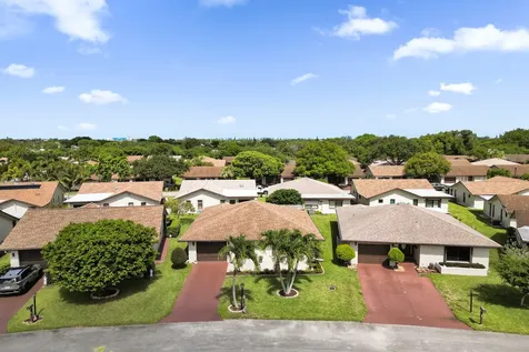 2042 SW 17th Circle Deerfield Beach FL 33442