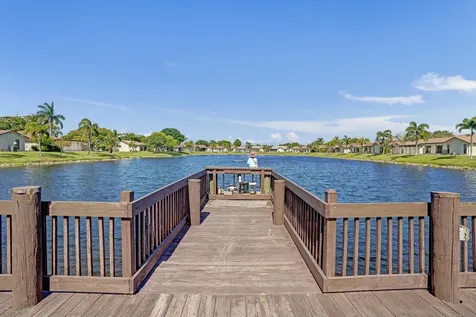 2042 SW 17th Circle Deerfield Beach FL 33442