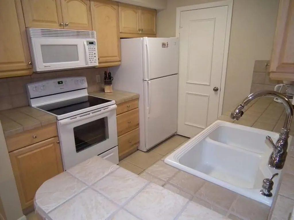 815 W Boynton Beach Boulevard Boynton Beach FL 33426